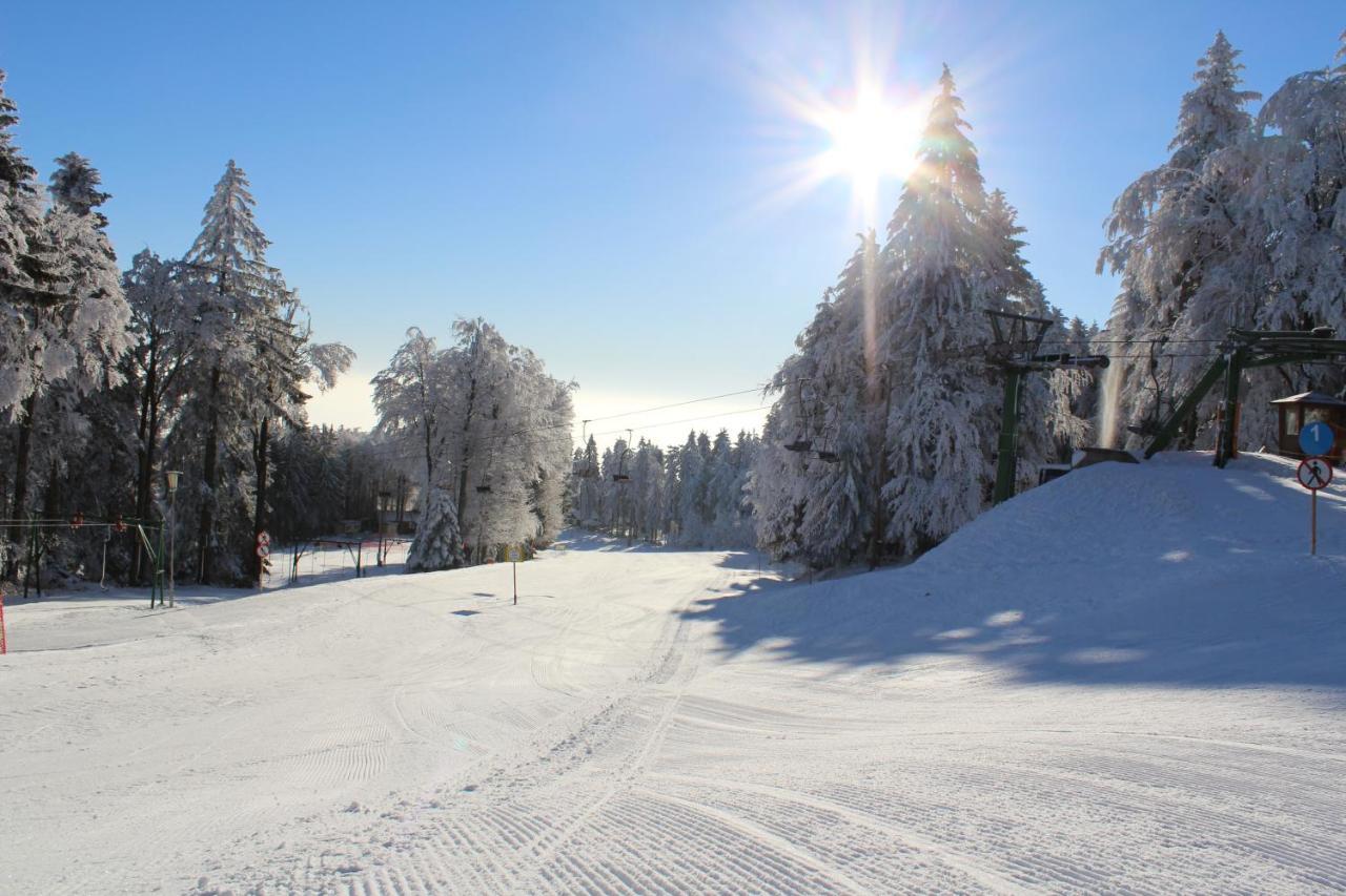 Pohorje Village Wellbeing Resort - Wellness & Spa Hotel Bolfenk Марібор Екстер'єр фото